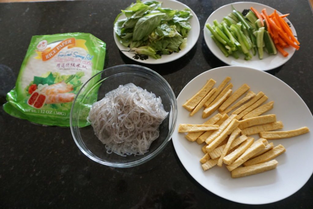 low FODMAP foods - Fresh Summer Spring Rolls