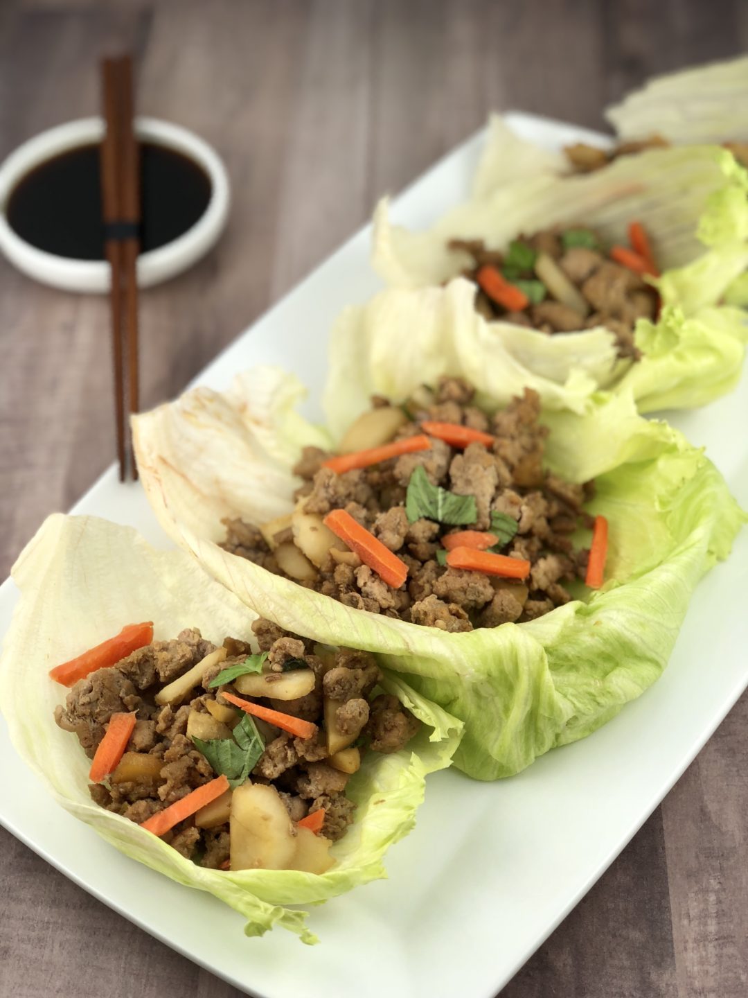 low FODMAP foods - chicken lettuce wraps