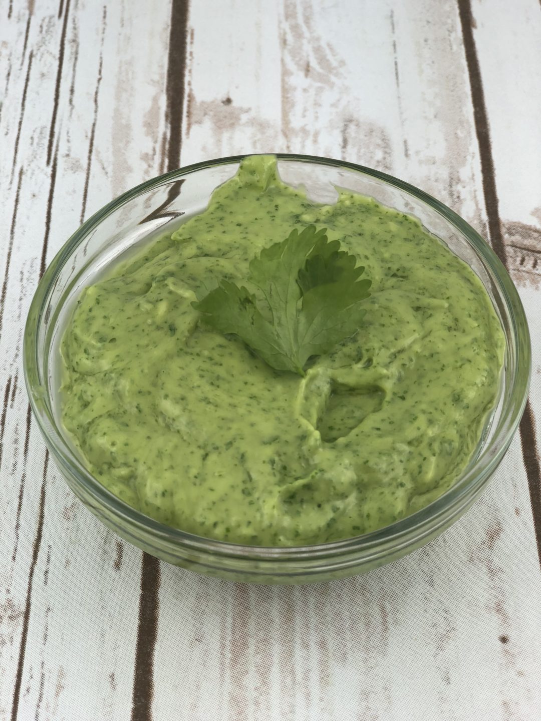 FODMAP dressing - avocado cream dressing