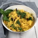 FODMAP Spaghetti squash - Summer spaghetti squash in a white bowl