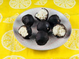 FODMAP diet desserts - chocolate coconut truffles