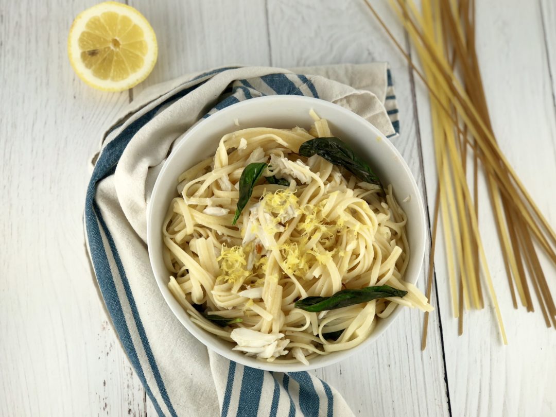 FODMAP foods - Pasta with crab meat, basil & fresh lemon