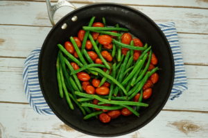 FODMAP vegetables - Sautéed Green Beans & Burst Tomatoes